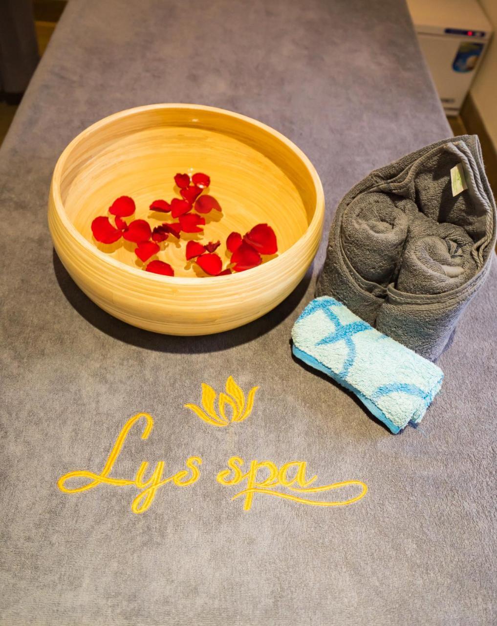 דה נאנג Lys Spa Hotel & Apartment מראה חיצוני תמונה